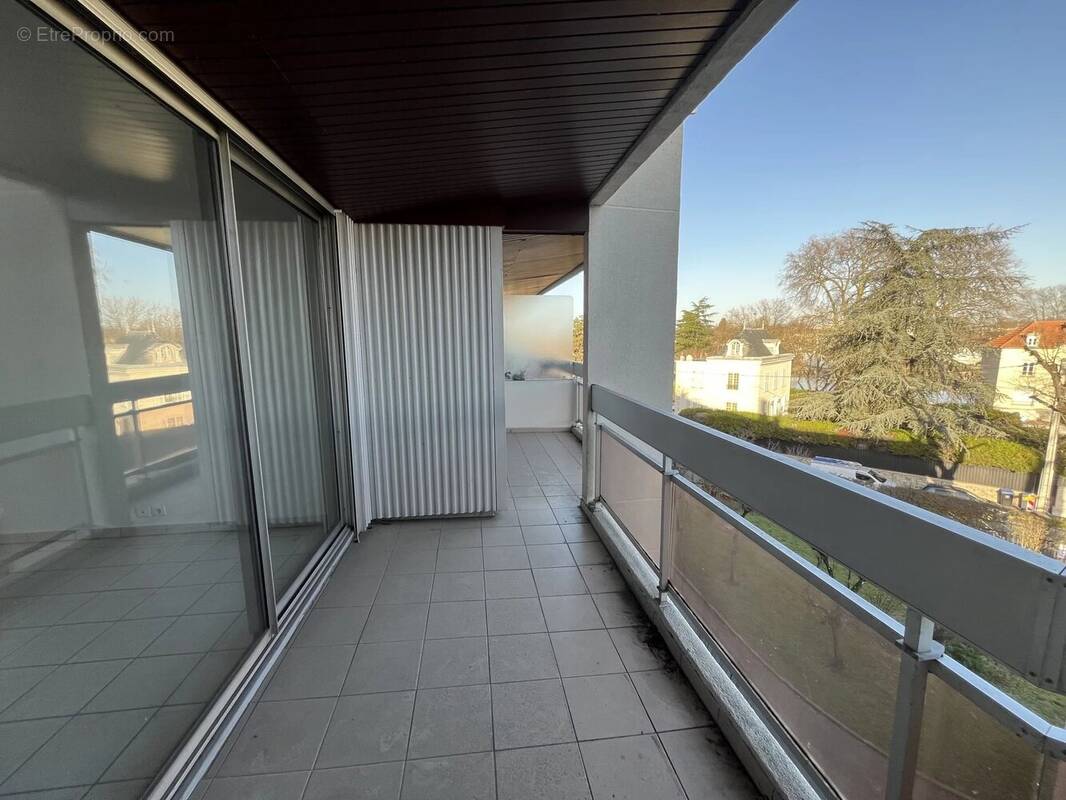 Appartement à LIVRY-GARGAN