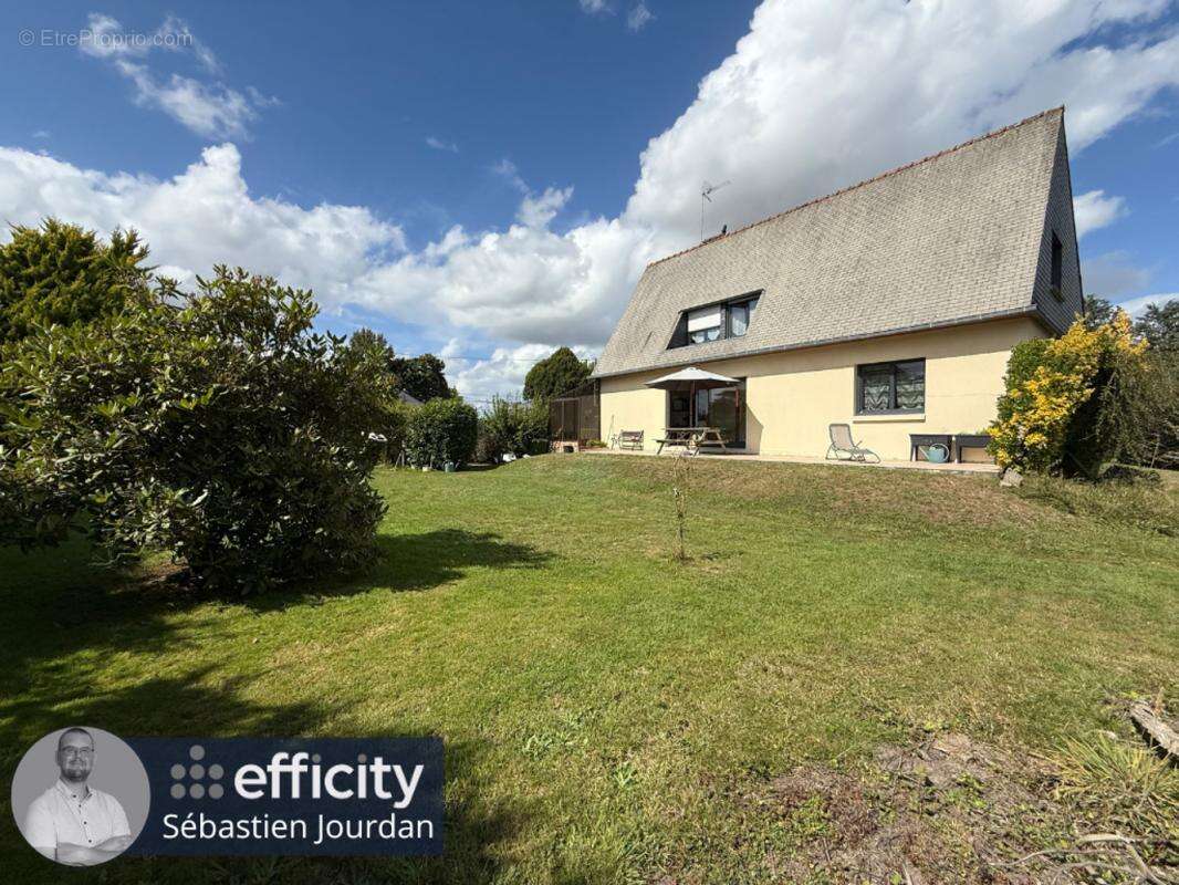 Maison à VILDE-GUINGALAN