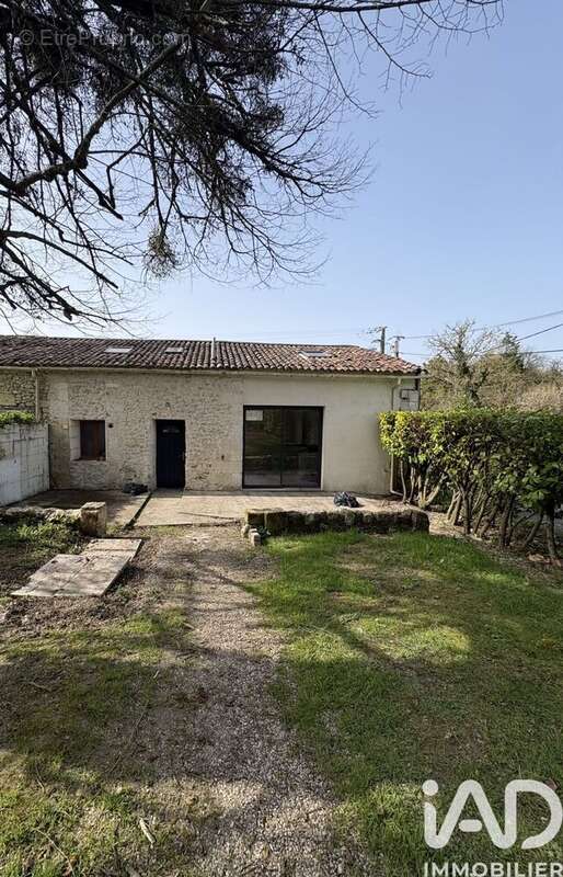 Photo 3 - Maison à VILLEGOUGE