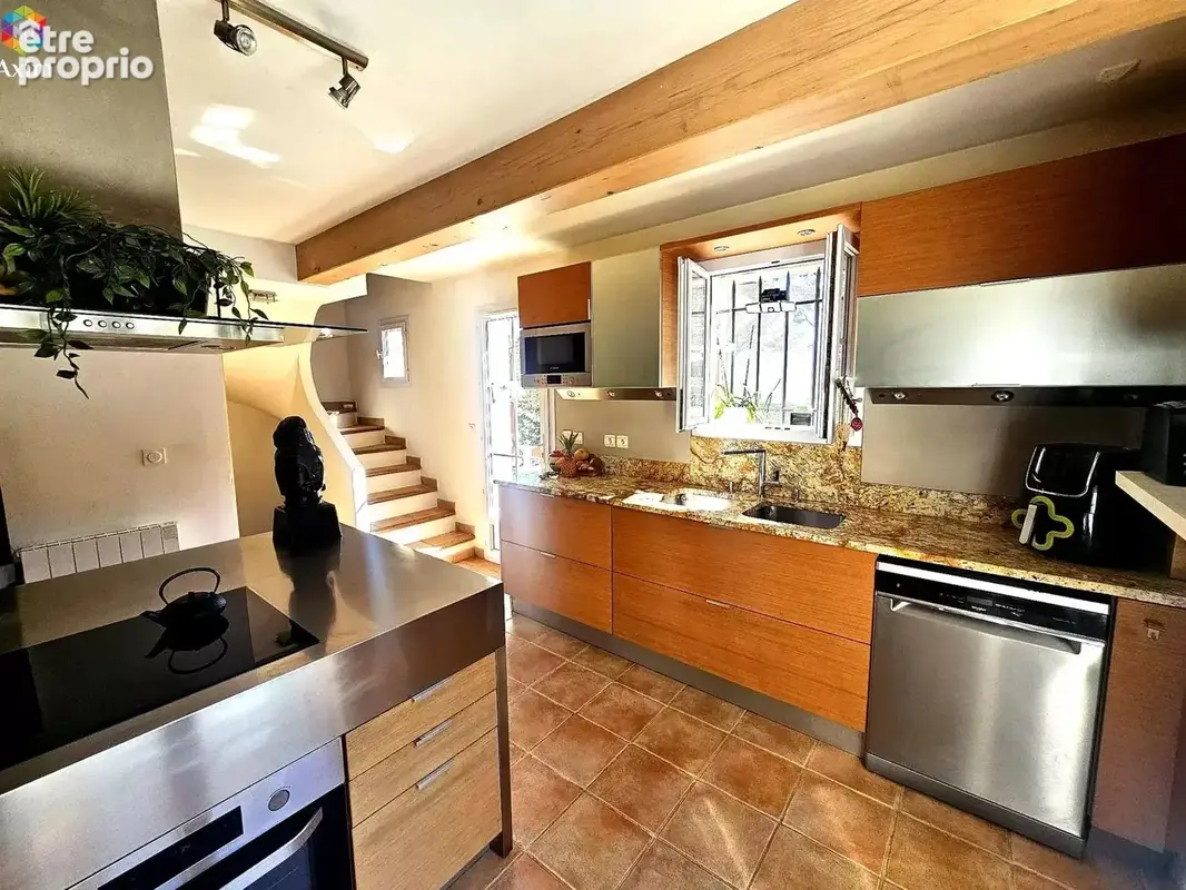 Maison 5 pièces 110 m² à vendre à La Seyne-Sur-Mer (83530) - photo 4