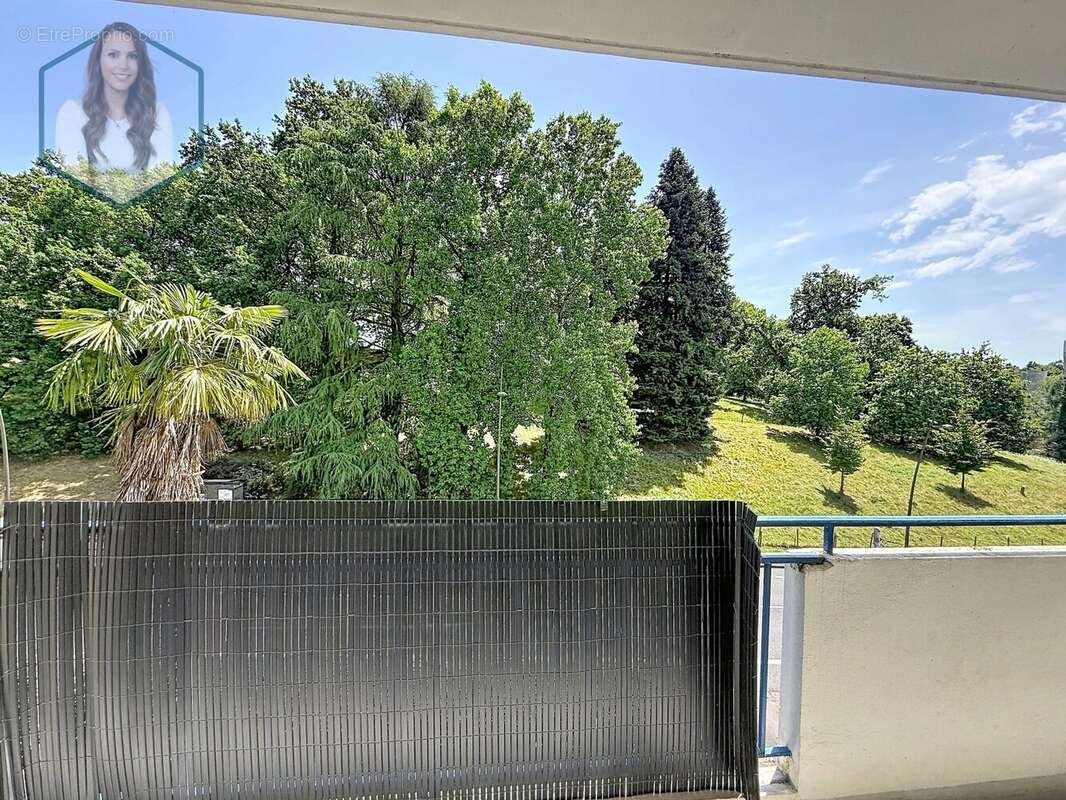 Appartement 77 m² à Billere  - photo 2