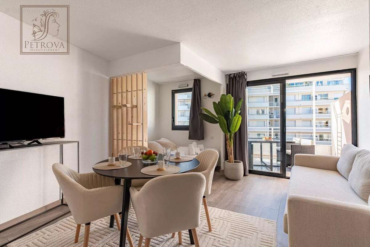 Appartement à CANNES