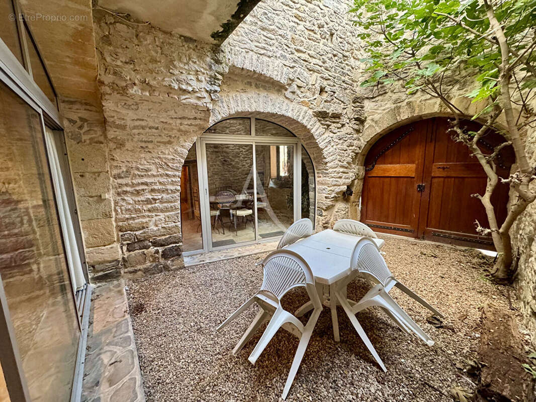Maison à CLARENSAC