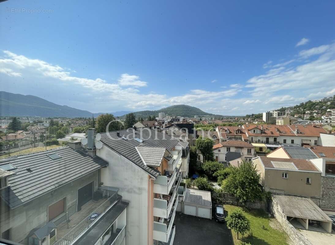 Appartement T2 de 69 m², dernier étage avec balcons, cave, garage locatif possible – Hypercentre Aix-les-Bains (73) - photo 7
