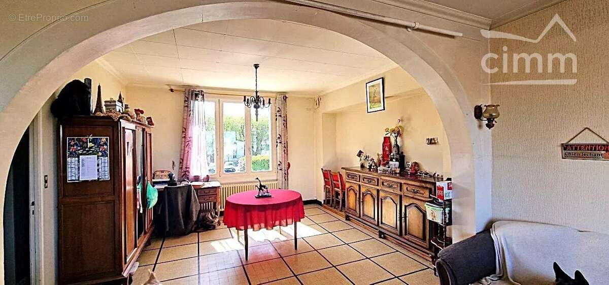 Appartement à VALREAS
