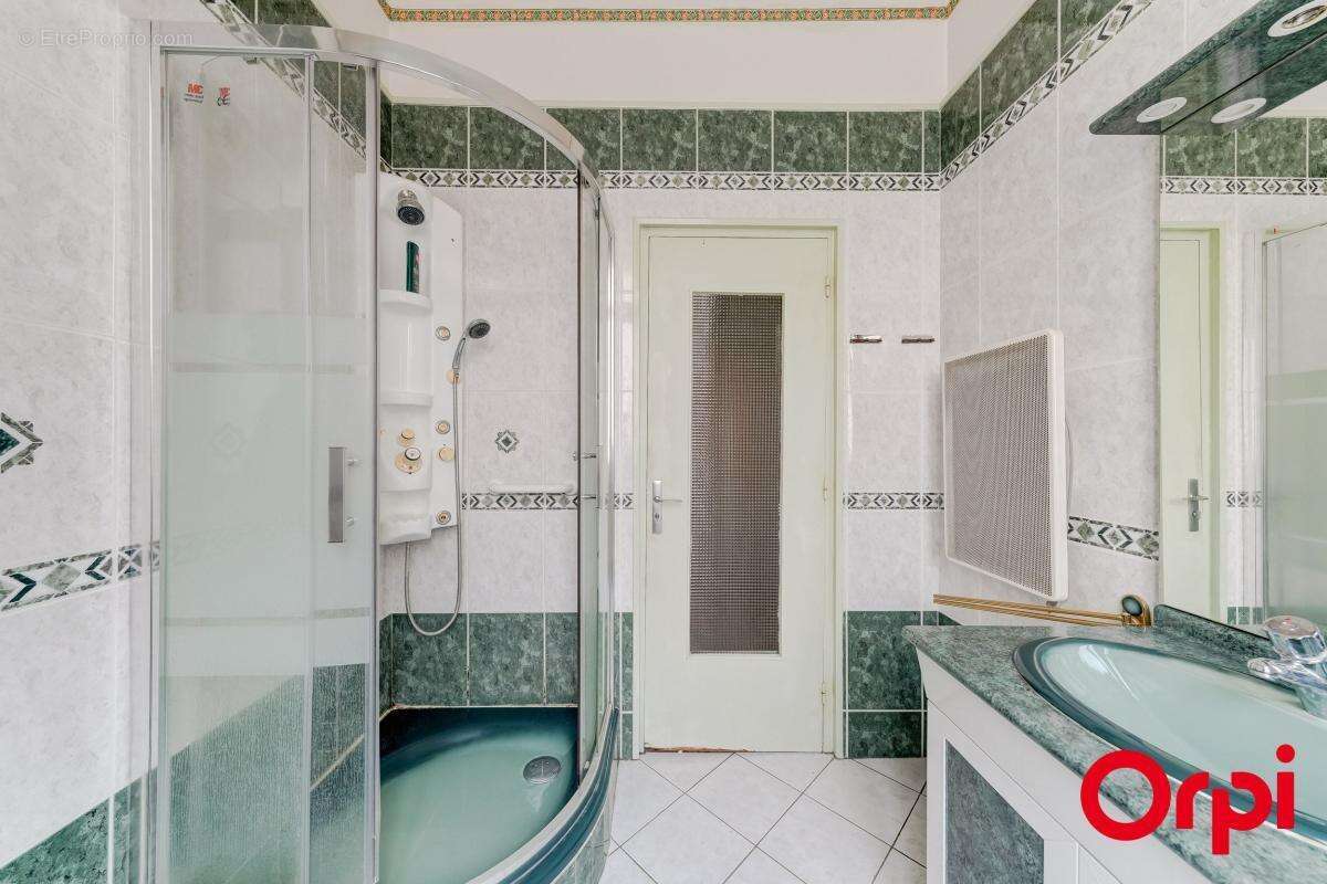 Appartement à CALUIRE-ET-CUIRE