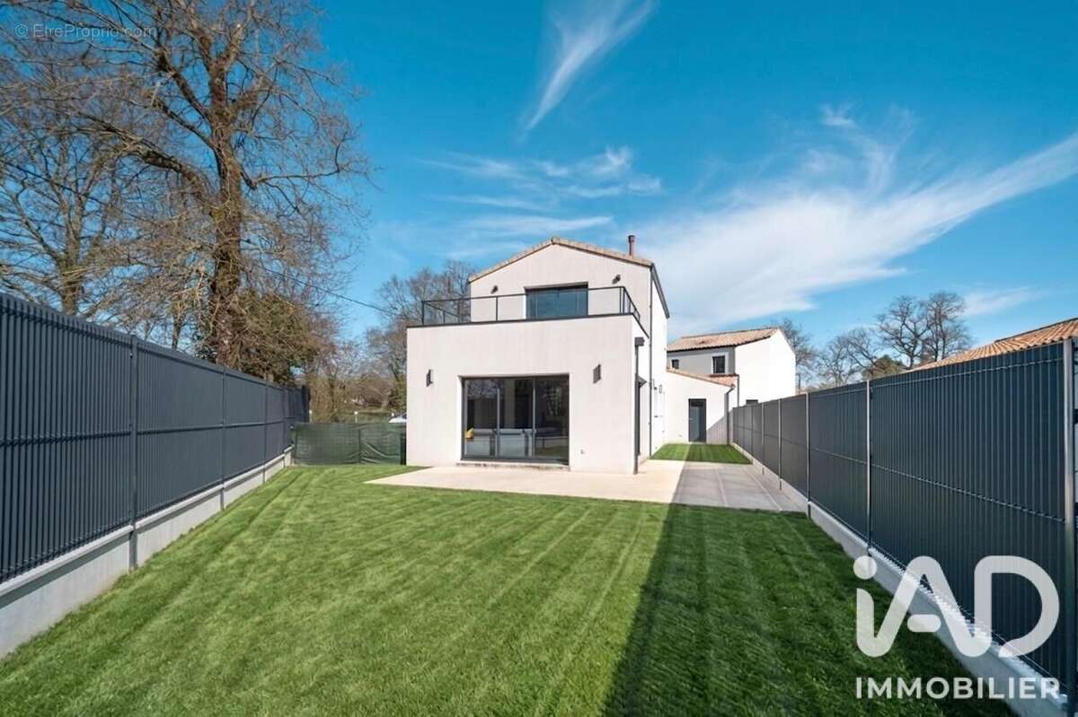 Photo 2 - Maison à SAINTE-PAZANNE