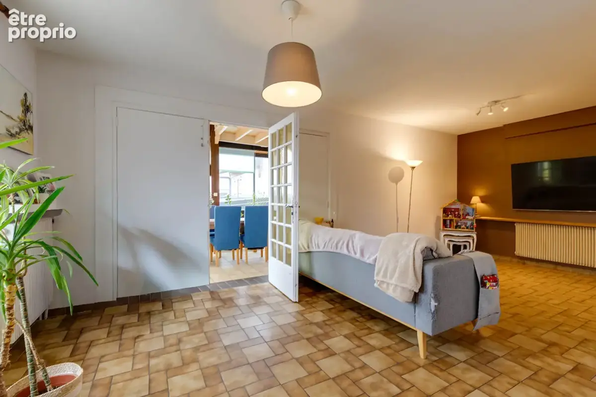 Maison T5 de 194 m² avec vue sur la montagne - photo 5