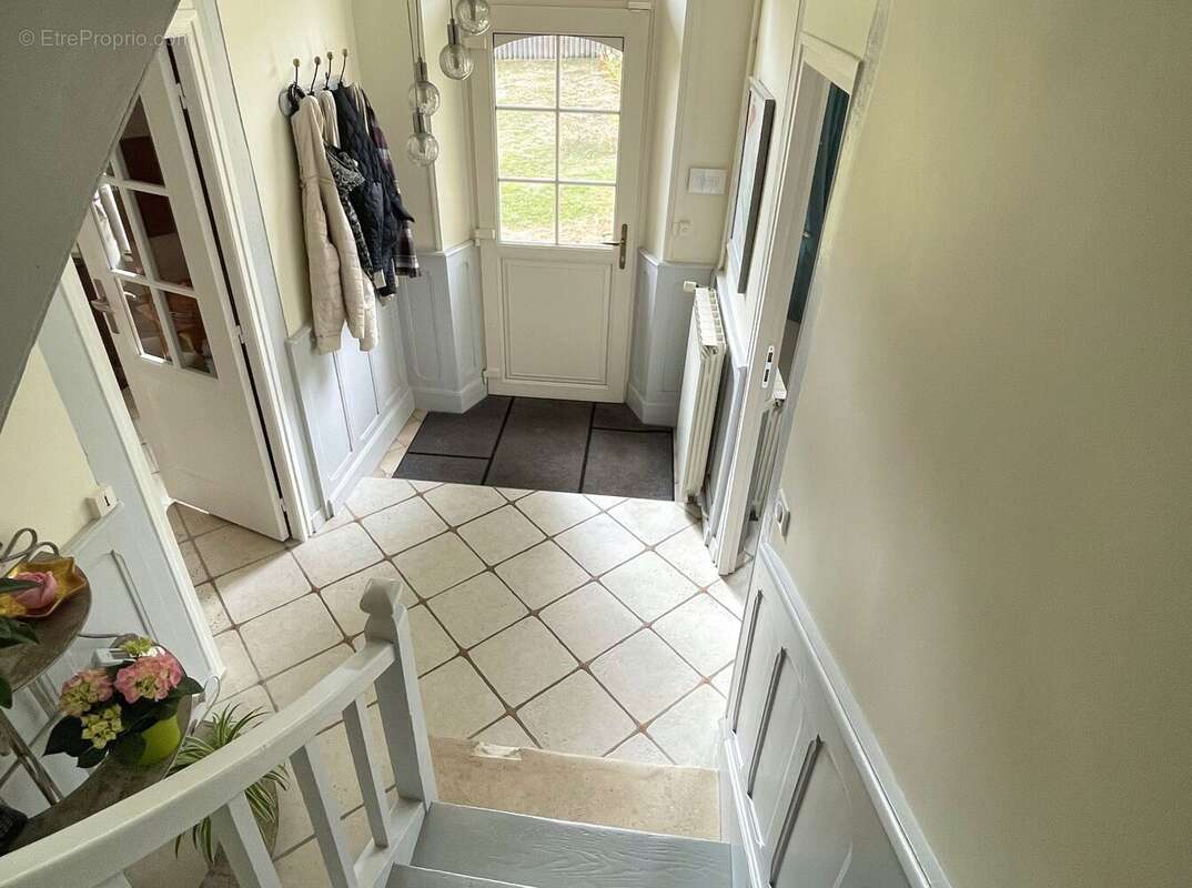 Maison 237 m² à Vernon  - photo 4
