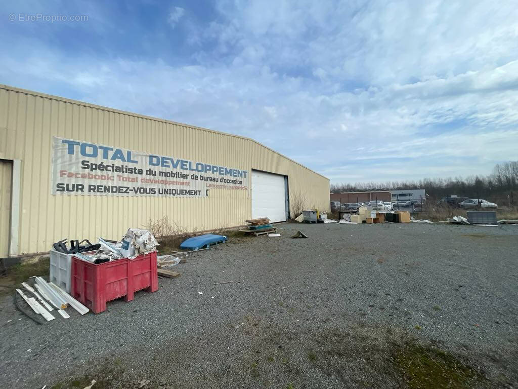 Commerce à LA COUTURE