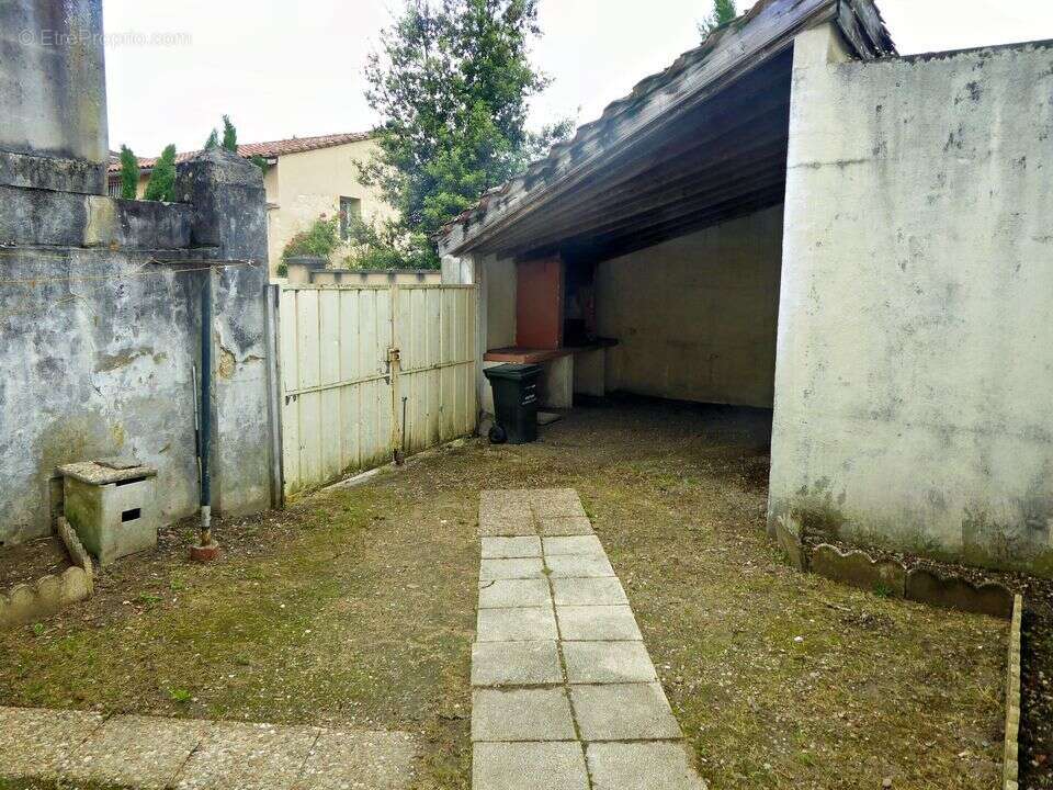 Maison à CASTILLON-LA-BATAILLE