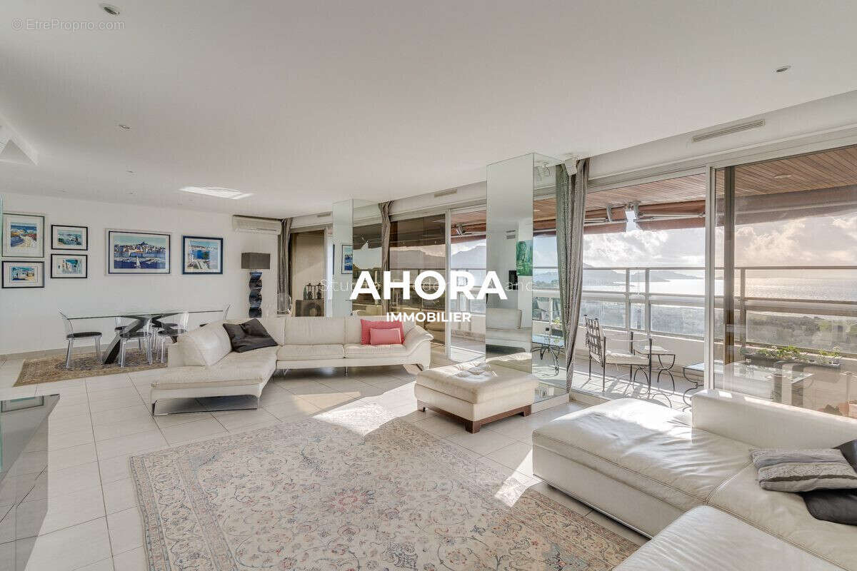 Appartement à MARSEILLE-8E