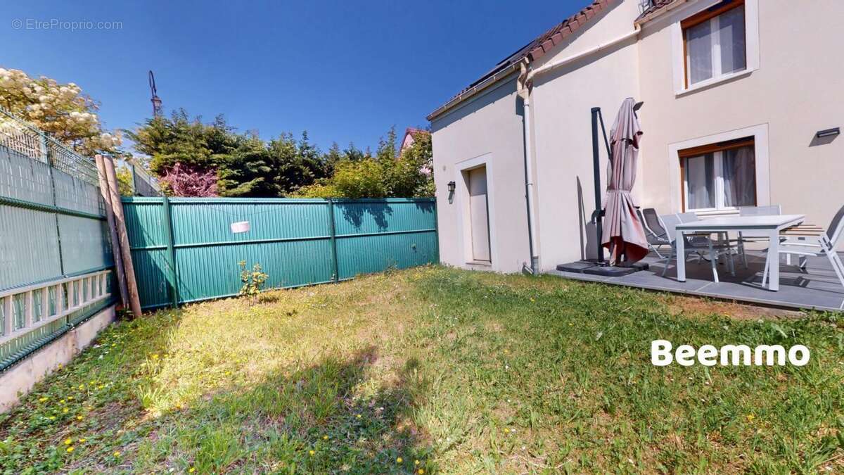Maison à NEUILLY-PLAISANCE