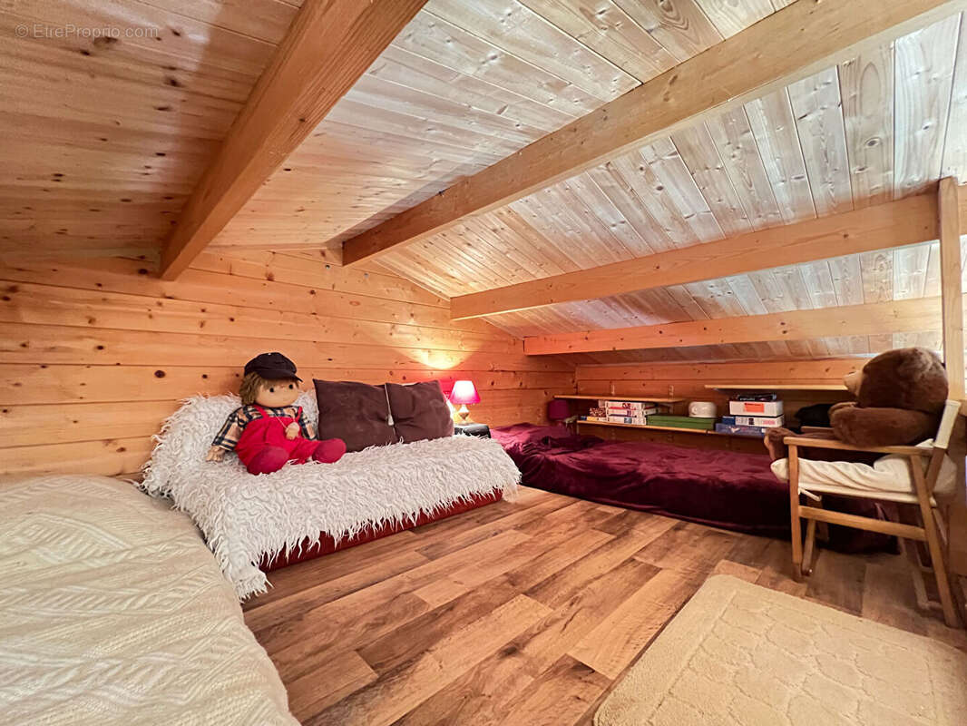 Maison à LES MATHES