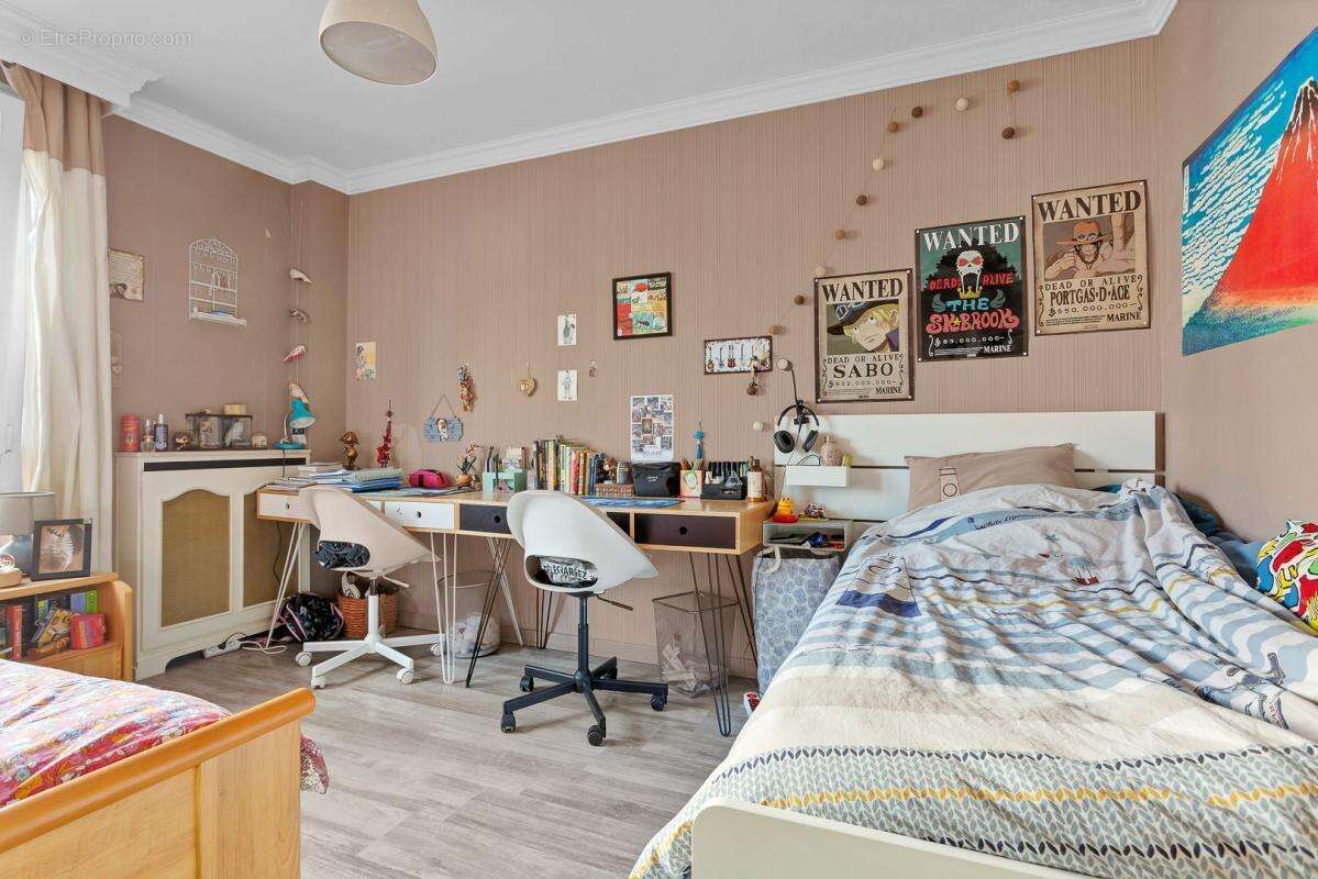 Appartement 4 pièces - 84.89 m² - BALCON - PARKING SOUS-SOL - photo 7