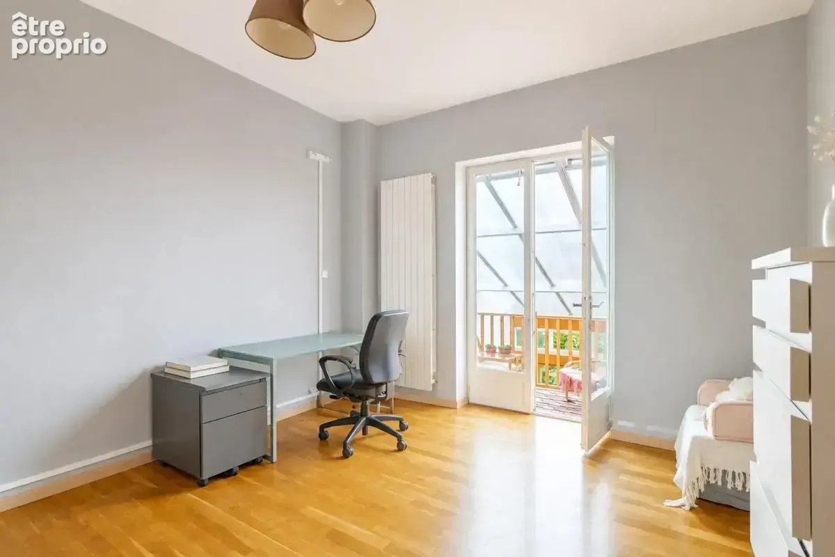 Maison de 7 pièces de 160 m² à Montreuil - photo 8
