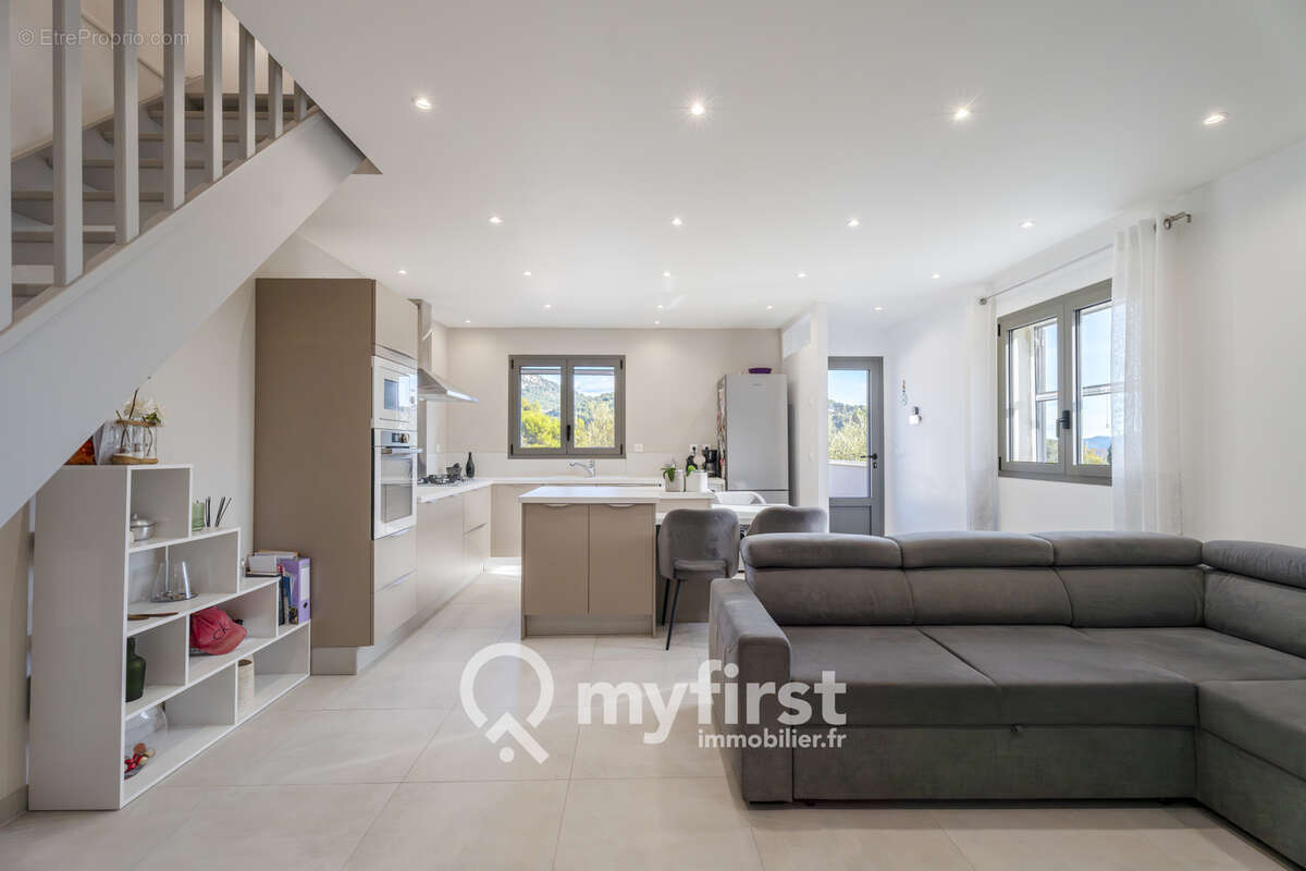 Un appartement entre jardin secret et rooftop suspendu - photo 6