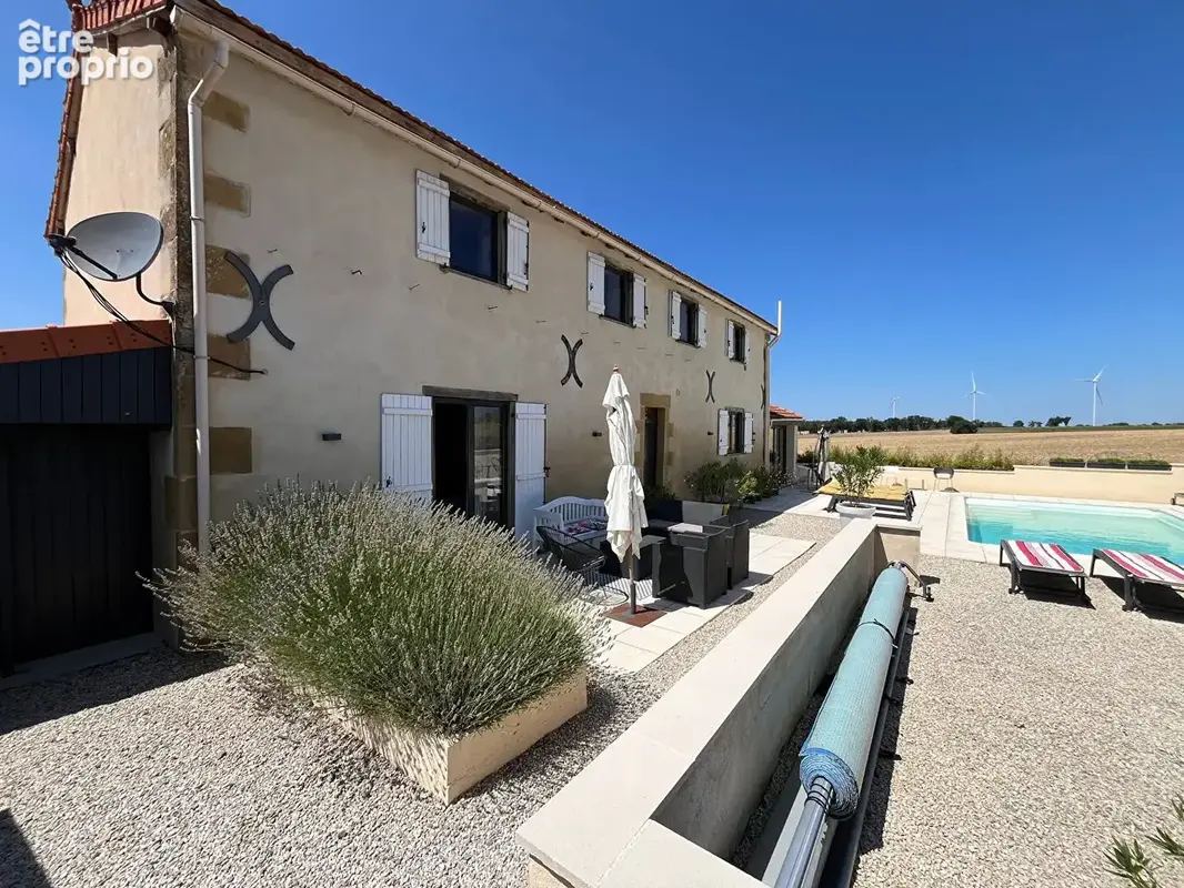 Maison Pressac 7 pièce(s) 163 m2 - photo 21
