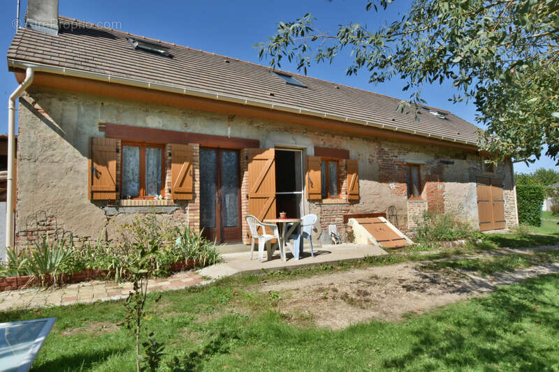 Maison à NUITS-SAINT-GEORGES