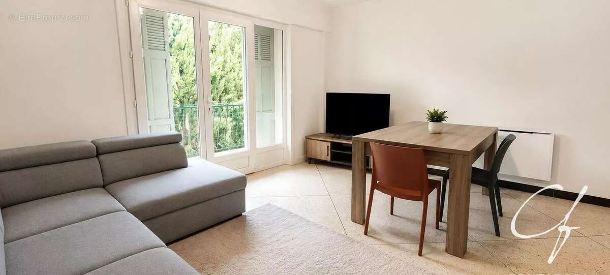 Appartement 3 pièces - FREJUS - photo 2