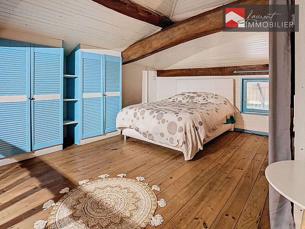 Maison à SAINT-ETIENNE-SUR-REYSSOUZE