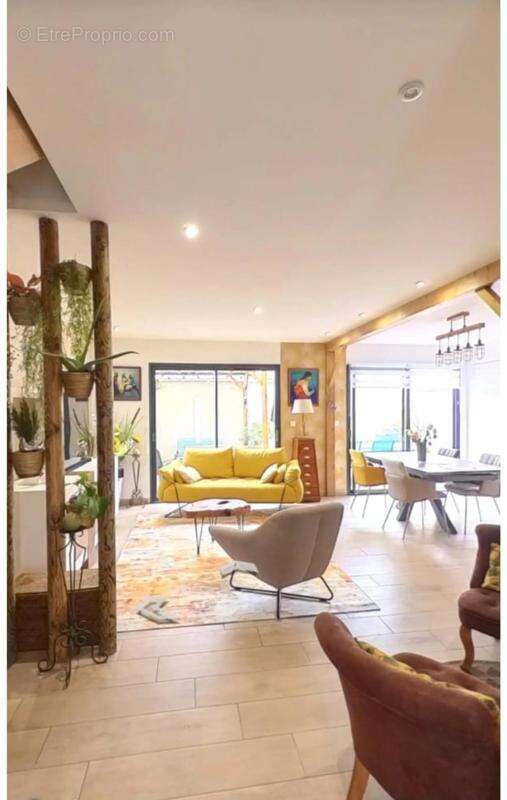 Maison de 4 pièces de 95 m² à Crémieu - photo 7