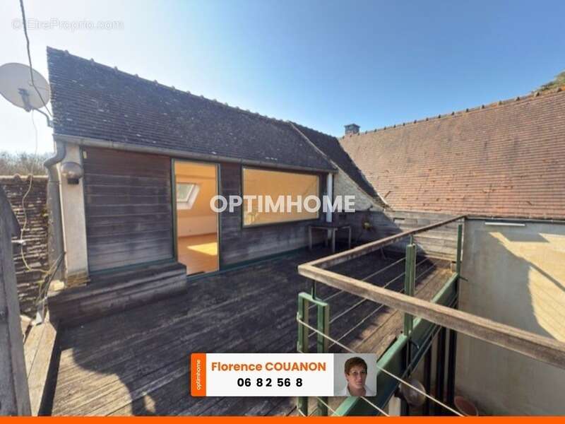 Sainte Mesme - Maison de caractère atypique 10 pièces – 230 m² – 5 chambres - garage 3 voitures - photo 3