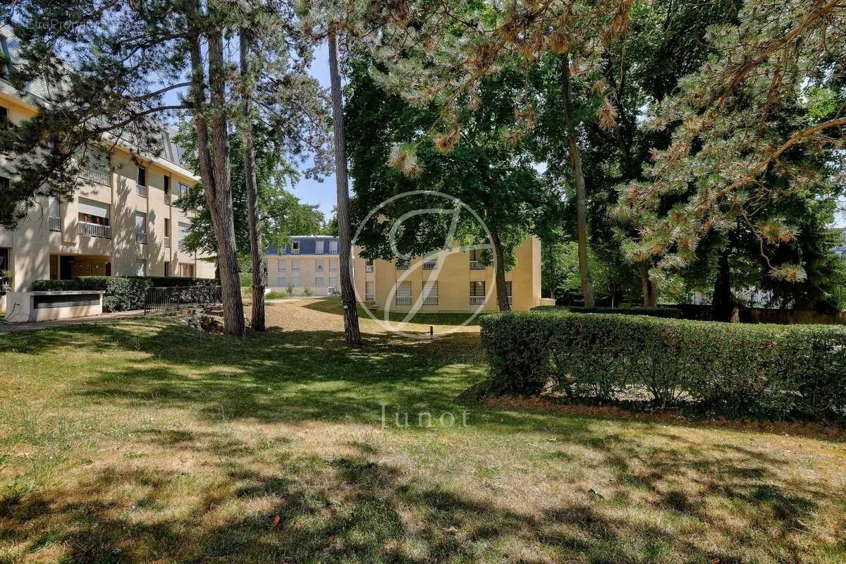 Appartement à VERSAILLES