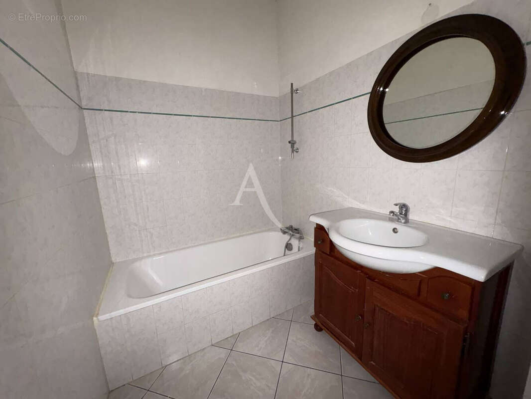 Appartement à OZOIR-LA-FERRIERE