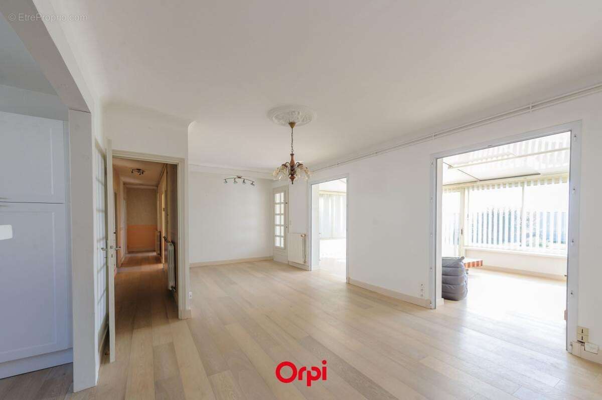 Maison à SALLES-SUR-MER