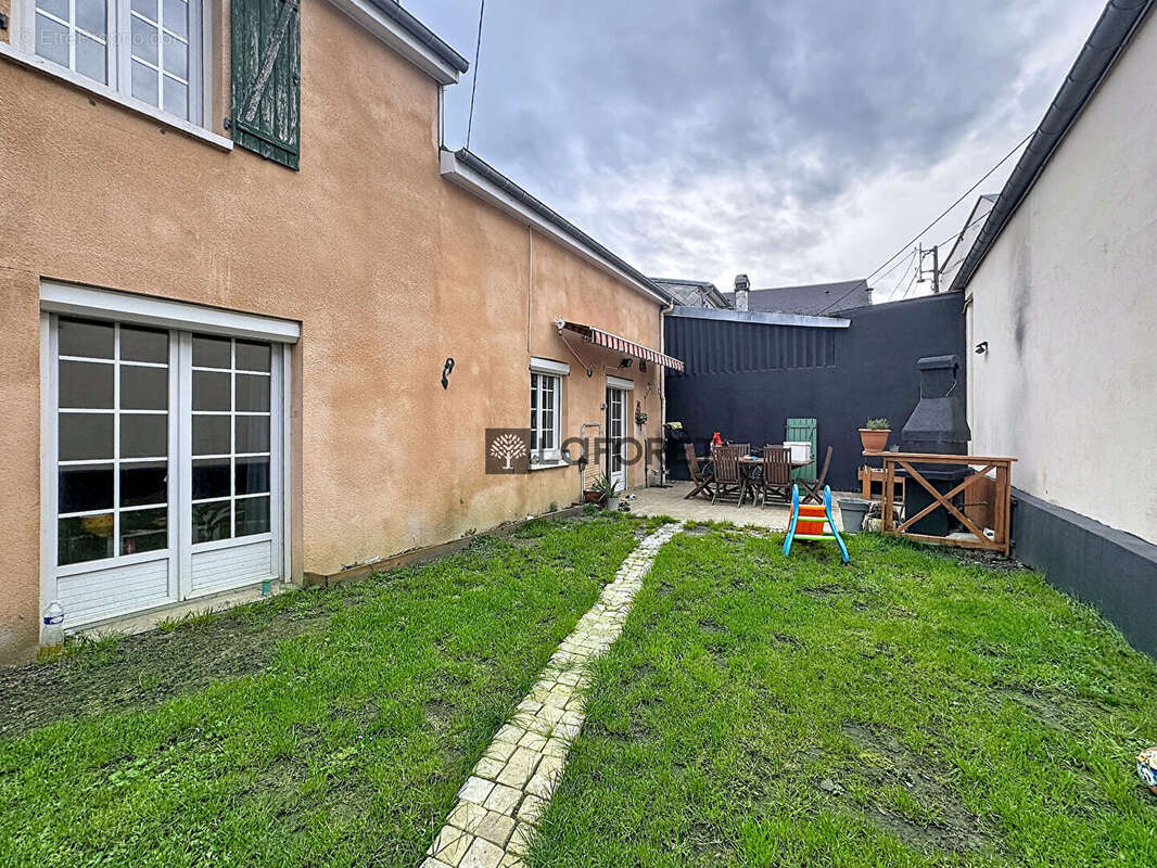 Maison à OISSEL