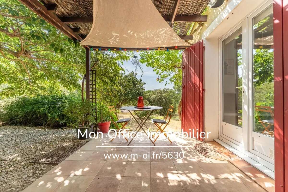 Maison à LAURIS