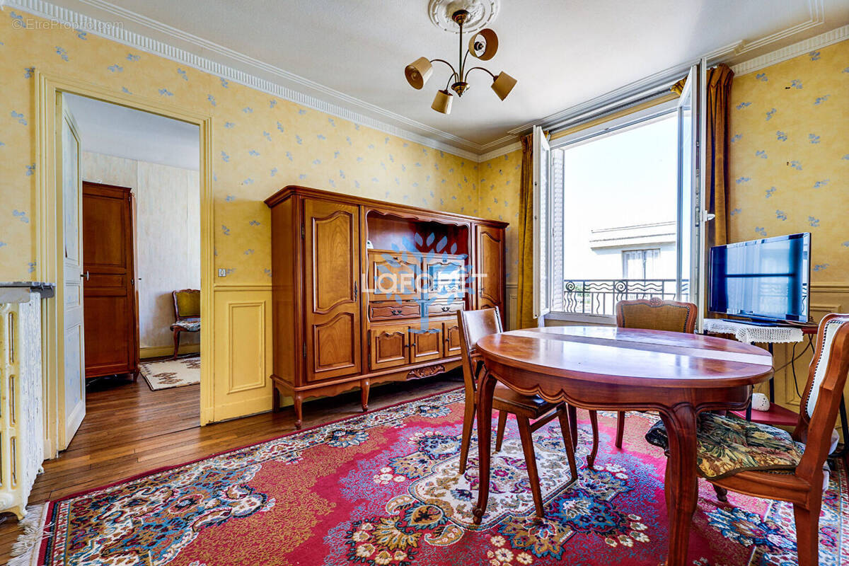 Appartement à FONTENAY-SOUS-BOIS