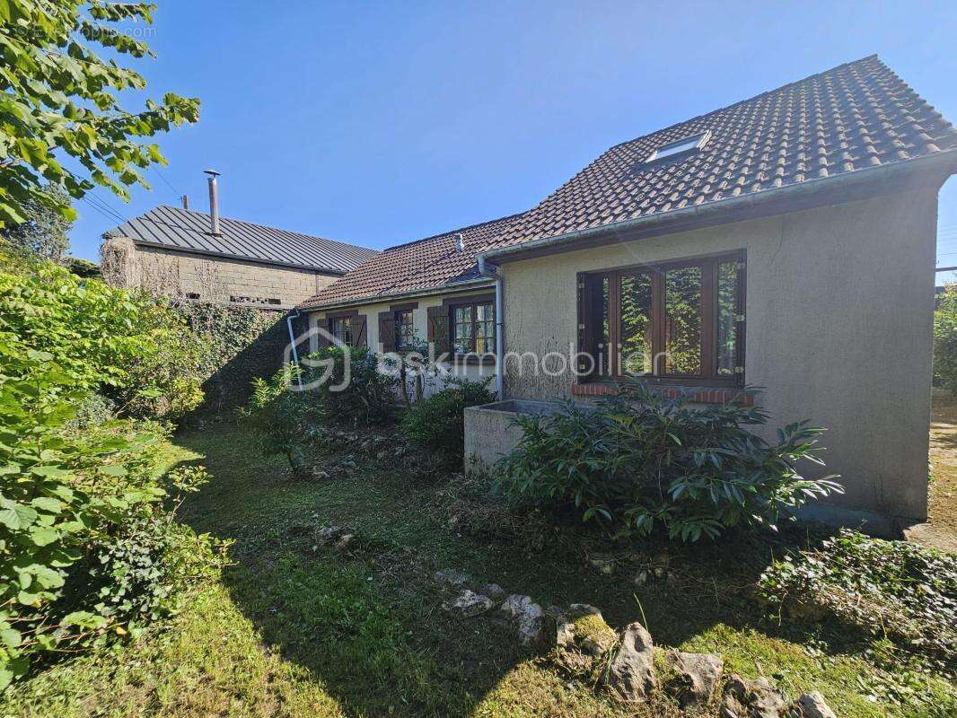 Maison à POILLY-LEZ-GIEN