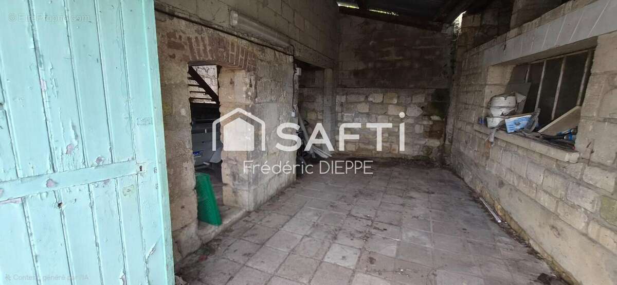 Appartement 150 m² à Belleu  - photo 3