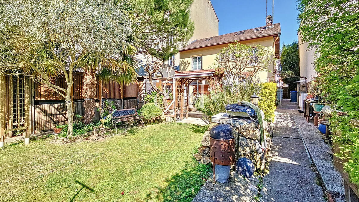 Maison à CHOISY-LE-ROI