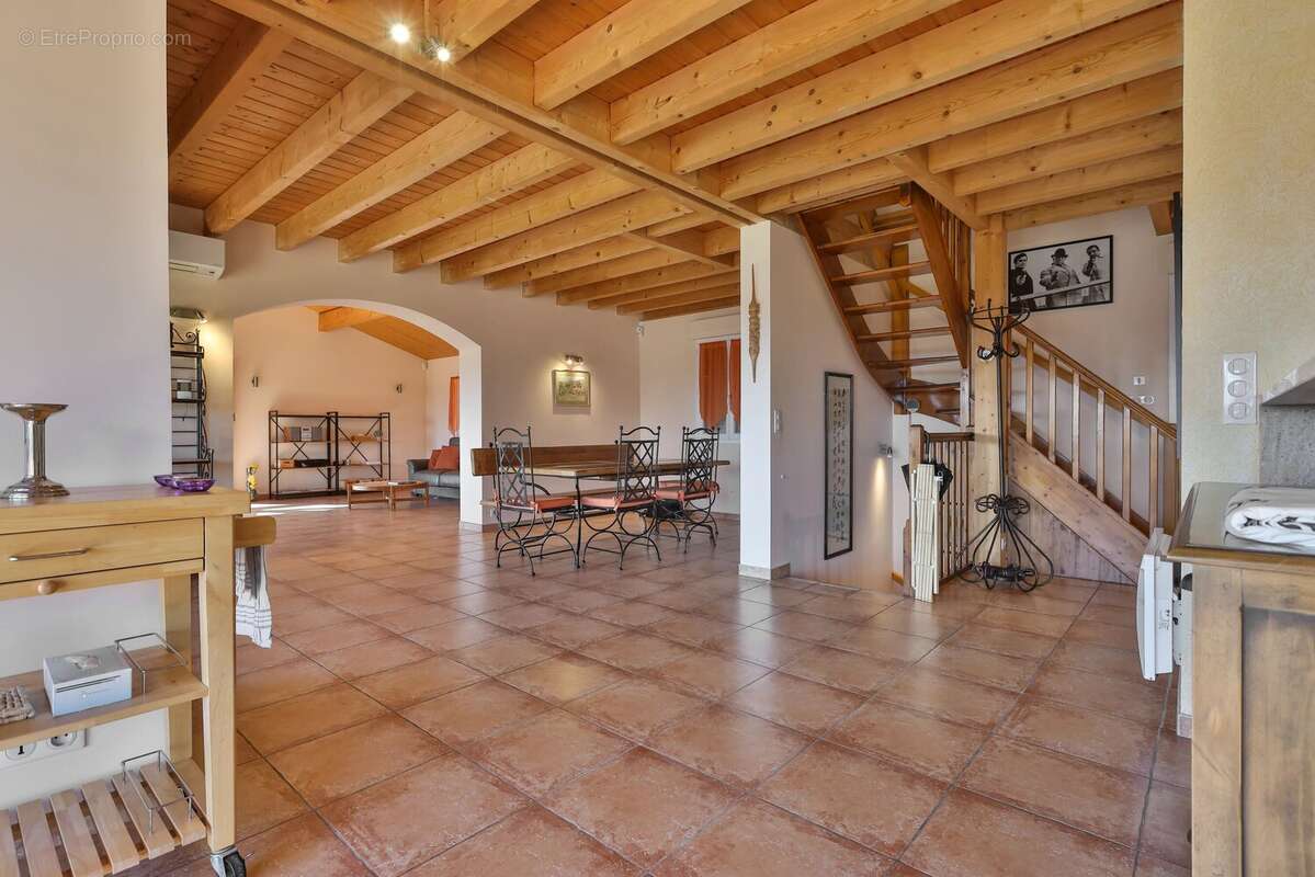 Charmante maison sarladaise : Equipements modernes, vues sur la campagne - photo 8
