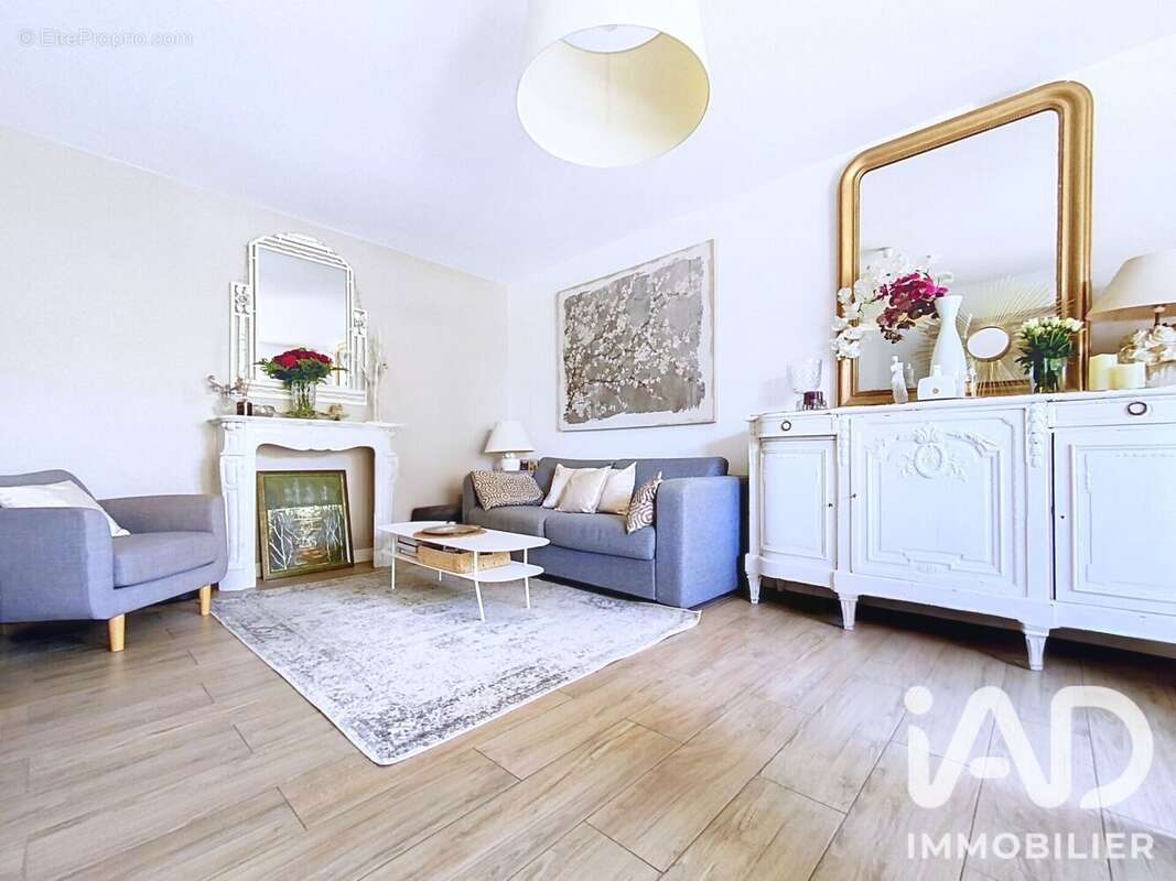 Photo 2 - Appartement à VERSAILLES