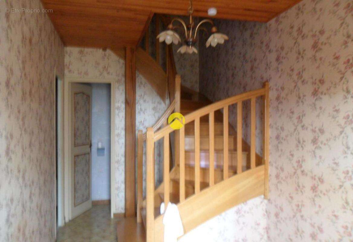 Maison à CHARENTON-DU-CHER