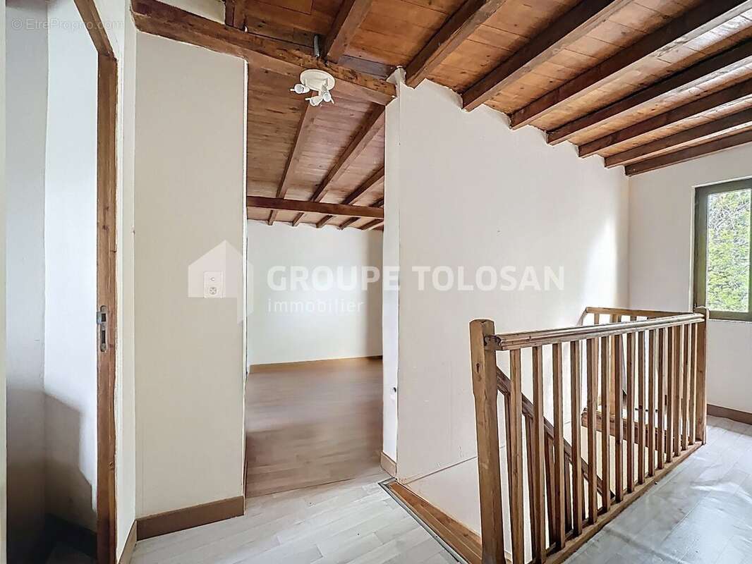 Maison à SAINT-JULIA