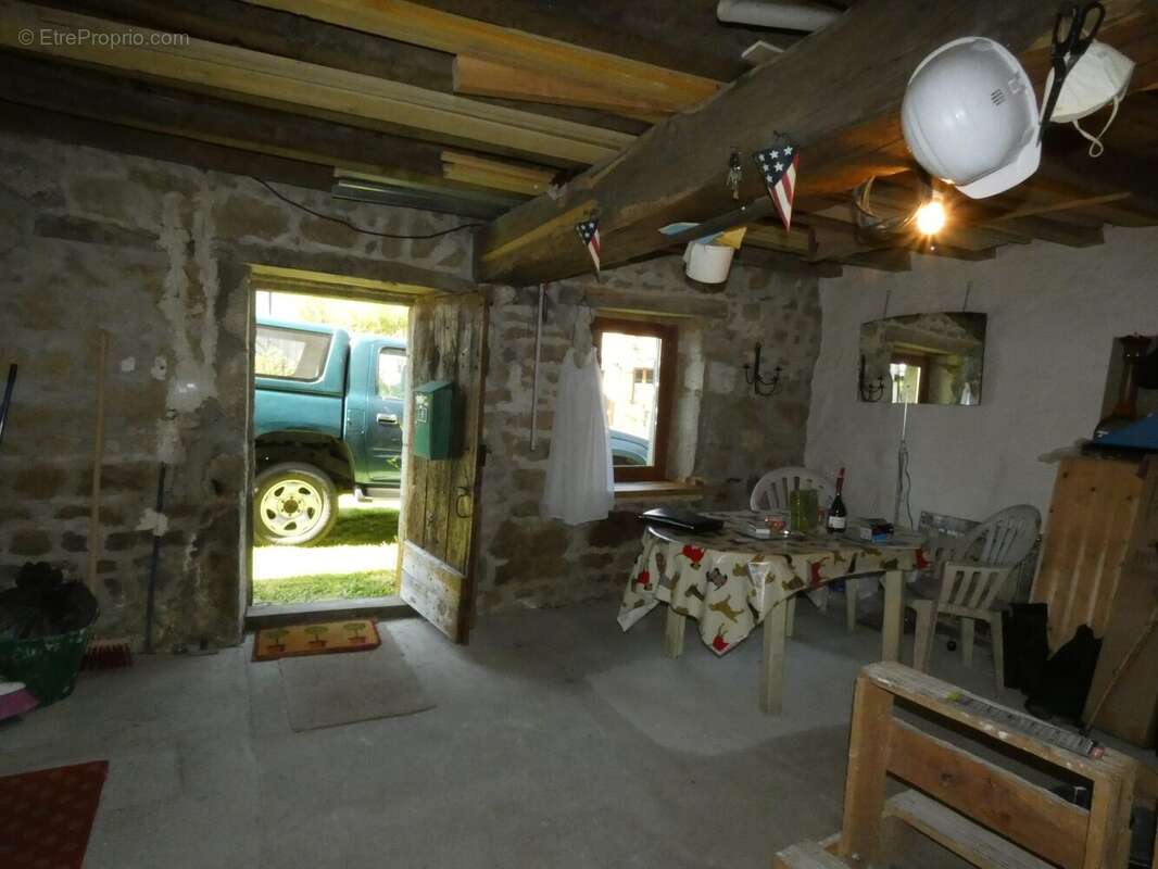 Maison à SAINT-CHABRAIS
