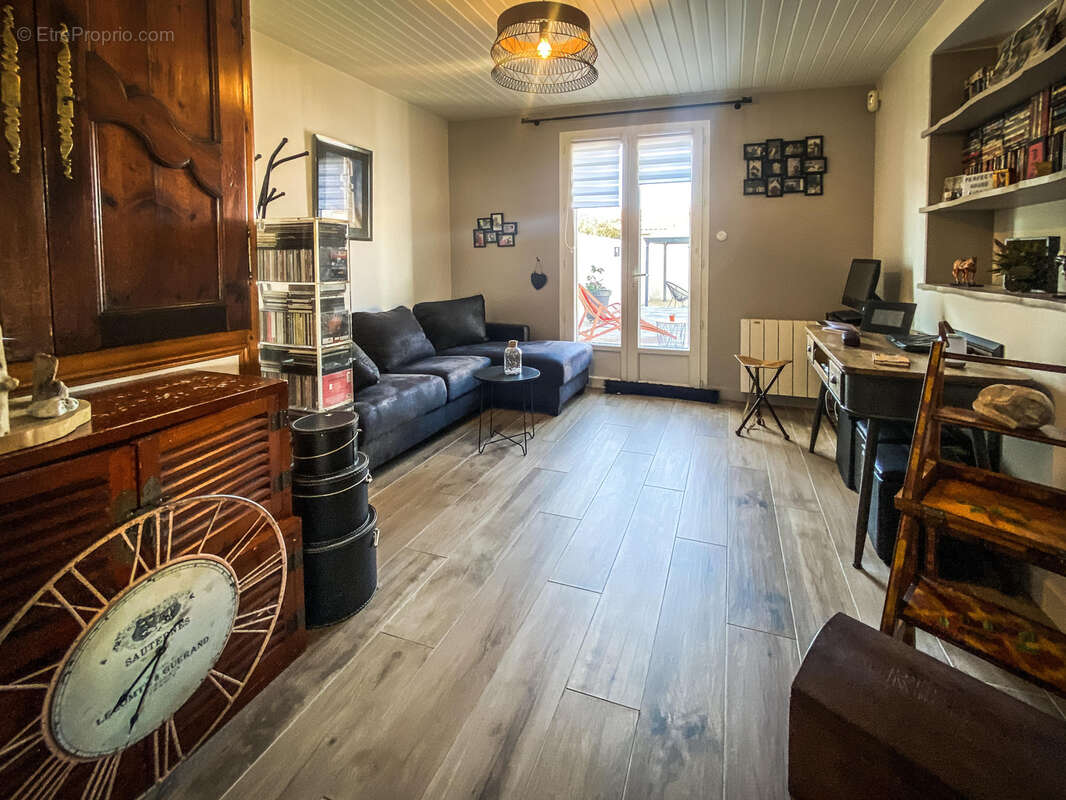 Maison à VAUX-SUR-MER