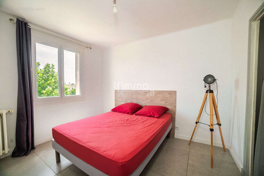 Appartement à MARSEILLE-9E