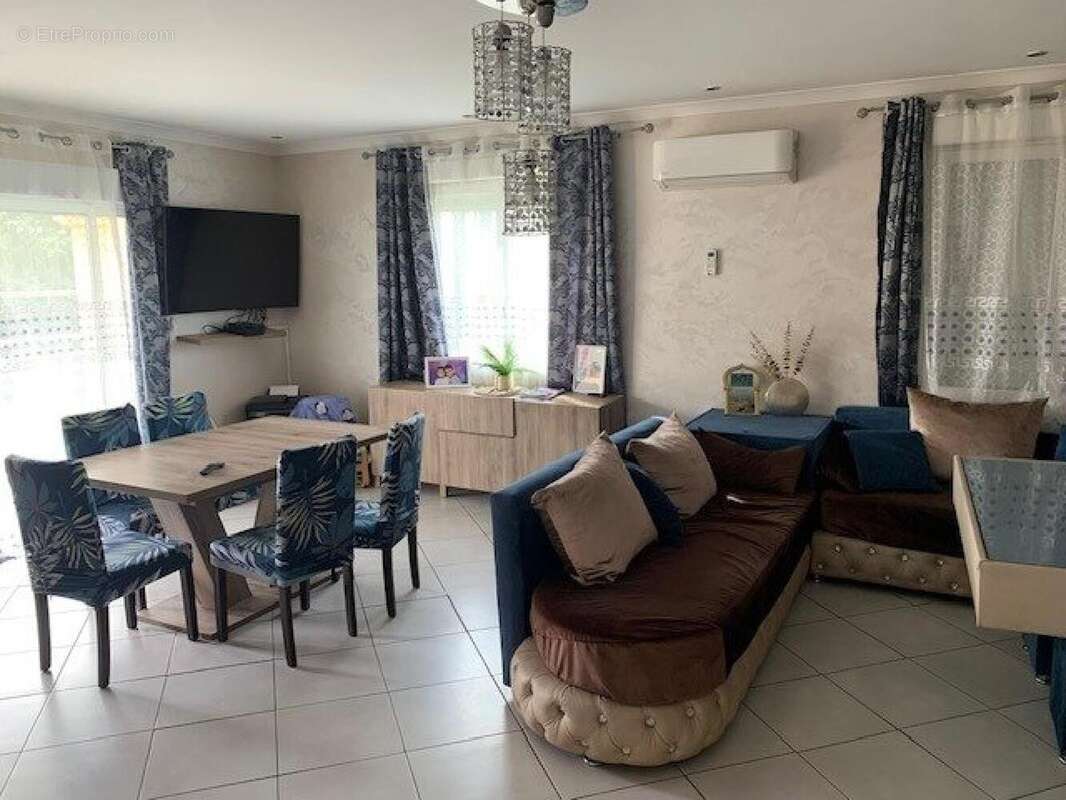 Photo 3 - Maison à SAINT-GILLES