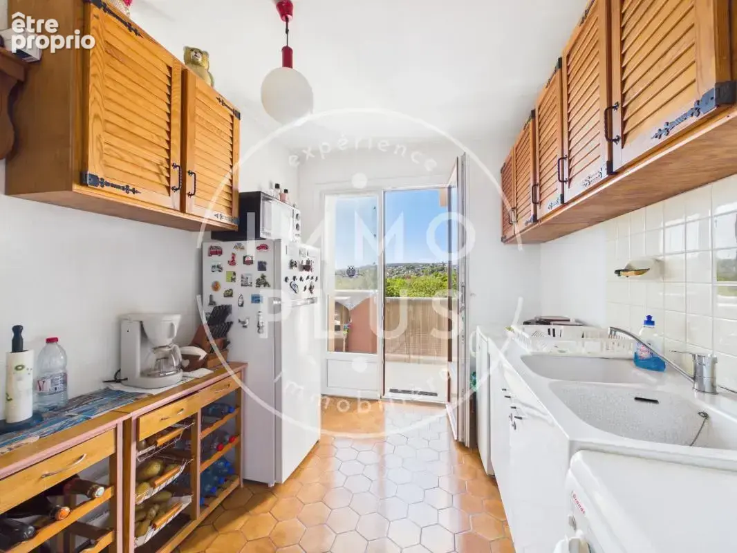 Vente - Appartement - 2 pièces + cuisine - 57,71 m² - 262 000 € - photo 4
