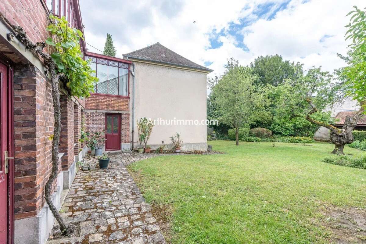 Maison à SUCY-EN-BRIE
