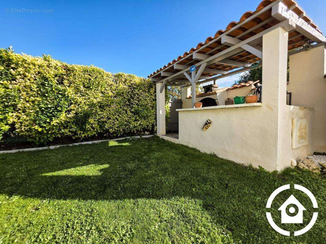 Maison Individuelle avec Piscine et Grand Jardin - Plain-Pied - photo 22