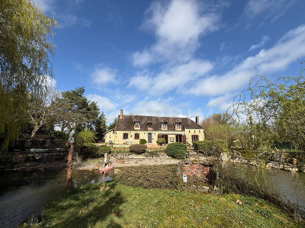 Maison à SAINT-FARGEAU