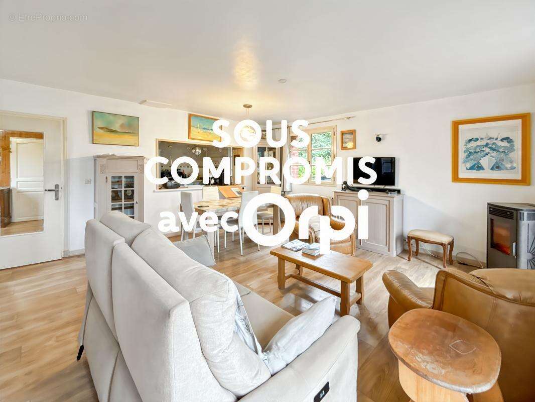 Maison à LA CAPELLE-LES-BOULOGNE