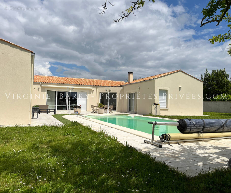 Maison à ECHILLAIS